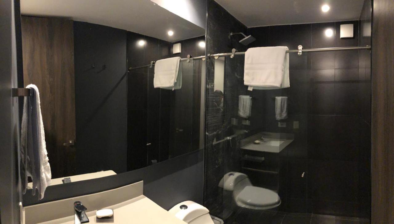 Luxury Apartment With Amenities In Chico Bogotá Eksteriør billede